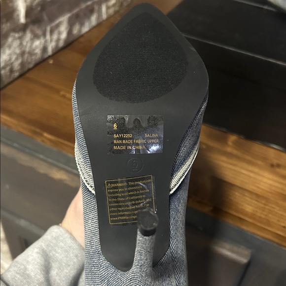 Cape Robbin Salina Light Blue Denim Heeled Boots new in box size 6 - Picture 8 of 11